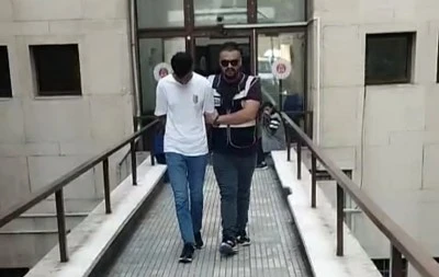 Bursa'da polisi g&ouml;ren sapık &ouml;l&uuml; taklidi yaptı