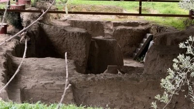 Bursa'da "&Ccedil;oban İsa" fig&uuml;r&uuml;n&uuml;n keşfedildiği lahit tarlasına &ccedil;ok sıkı koruma