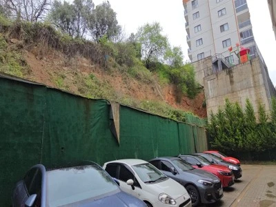 Bursa'da sağanak sonrası yolda &ccedil;&ouml;kme!