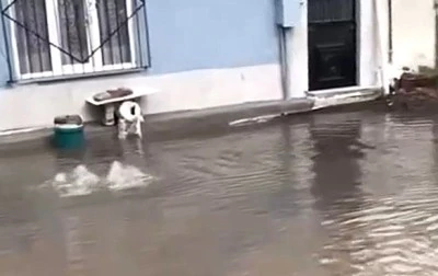Bursa&rsquo;da sağanak; yollar g&ouml;le d&ouml;nd&uuml;