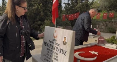 Bursa'da şehidin hatırası &ccedil;alındı