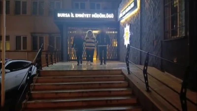 Bursa'da silahlı yağma su&ccedil;undan aranan şahıs yakalandı