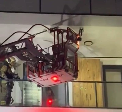 Bursa'da sinir krizi ge&ccedil;iren kadın evi ateşe vermek istedi