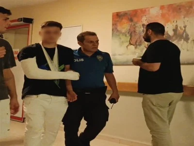 Bursa'da, 's&ouml;zl&uuml; taciz' kavgasında bı&ccedil;akla yaralandı