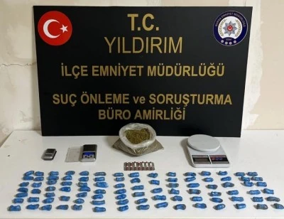 Bursa'da tavan arasına saklanılan uyuşturucu bulundu