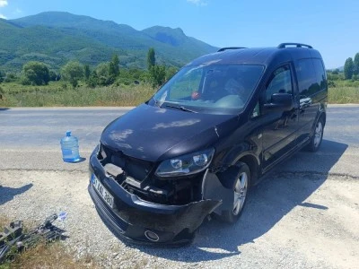 Bursa'da trafik kazası: Motosiklet s&uuml;r&uuml;c&uuml;s&uuml; ağır yaralandı