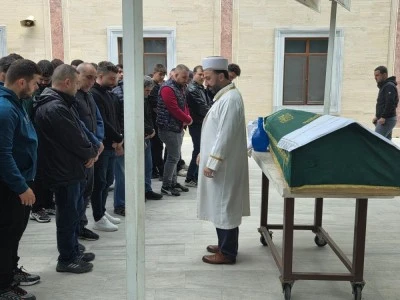 Bursa'da trafik kazasında hayatını kaybeden gen&ccedil; sporcu son yolculuğuna uğurlandı