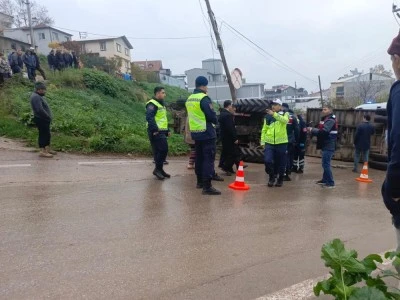 Bursa'da trakt&ouml;r&uuml;n altında feci şekilde can verdi