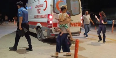 Bursa'da t&uuml;fekten &ccedil;ıkan sa&ccedil;ma baba ve 4 yaşındaki oğluna isabet etti