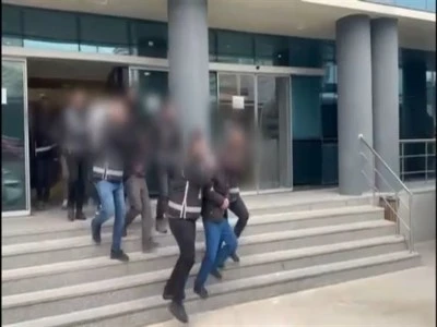 Bursa'da &uuml;&ccedil; ay s&uuml;ren teknik ve fiziki takibin ardından ka&ccedil;ak alkol &uuml;retenler yakalandı
