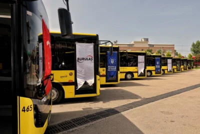 Bursa'da &uuml;niversite &ouml;ğrencilerine &uuml;cretsiz ulaşım desteği...