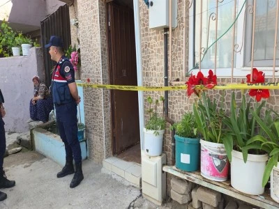 Bursa'da &uuml;niversite &ouml;ğrencisi evinde &ouml;l&uuml; bulundu