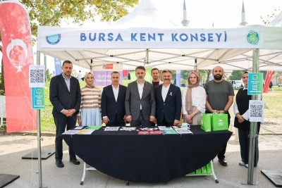 Bursa'da &uuml;niversitelilere 'Hoş geldin' ş&ouml;leni