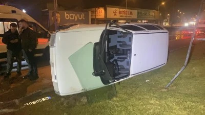 Bursa'da yağışlı hava kazaya neden oldu