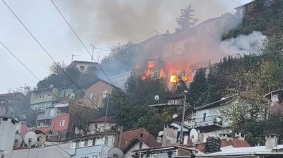 Bursa&rsquo;da yanan 2 katlı evin 78 yaşındaki sahibi kayıp