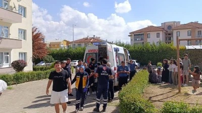 Bursa'da yangın: 2'si &ccedil;ocuk 4 kişi hastaneye kaldırıldı