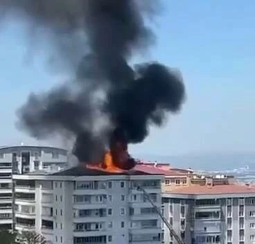 Bursa&rsquo;da yangın, mahalleli b&uuml;y&uuml;k korku yaşadı
