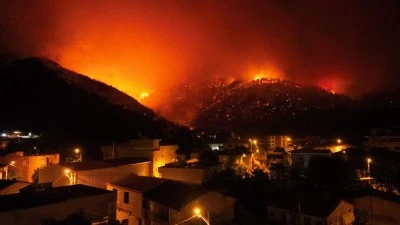 Bursa'da yangına m&uuml;dahale ederken kalp krizi ge&ccedil;iren itfaiye eri kurtarılamadı