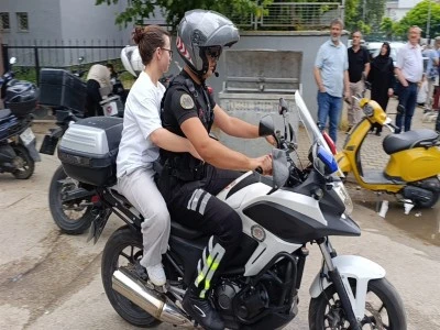Bursa'da yanlış sınav yerine giden adayı motosikletli trafik polisi yetiştirdi