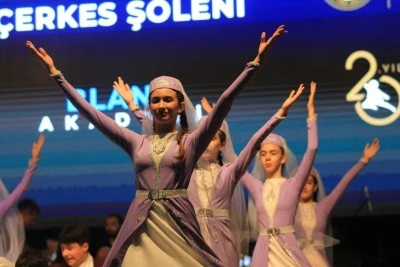 Bursa'da yaşayan &Ccedil;erkezlerden unutulmaz gece