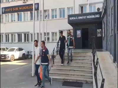 Bursa'da yaşlı kadını 700 bin TL dolandırdılar 