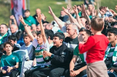 Bursa&rsquo;da yeşil-beyaz coşkusu dev ekrana taşındı