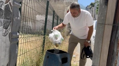 Bursa'da yılladır biriktirdiği 1 kilogram altını &ccedil;&ouml;pe attı