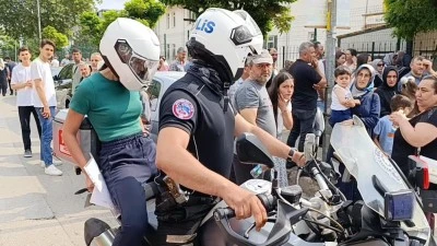 Bursa'da yunus polisleri &ouml;ğrenciler i&ccedil;in harekete ge&ccedil;ti