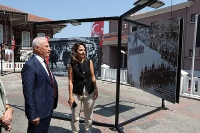 Bursa'da Zafer'in sergisi