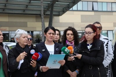 Bursa'da zincir markette bı&ccedil;aklanan kadına Mudanya Belediyesi'nden destek