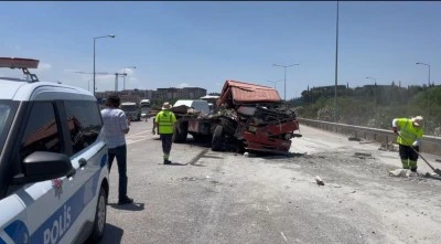 Bursa'da zincirleme trafik kazası: 1 &ouml;l&uuml; 3 yaralı