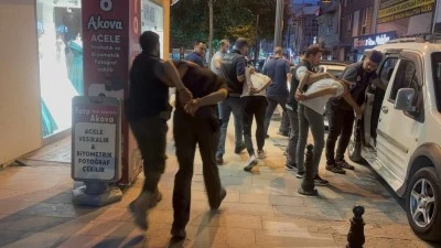 Bursa dahil &ccedil;ok sayıda ilde zehir tacirlerine operasyon