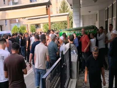 Bursa'daki feci kazada hayatını kaybeden gen&ccedil;ler toprağa verildi