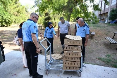 Bursa'dan Antalya'ya yolcu otob&uuml;s&uuml; ile 700 adet civciv g&ouml;nderildi