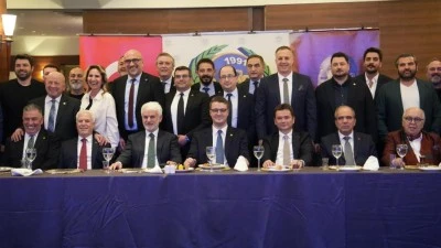 Bursa Fan Clup'te bayrak değişimi