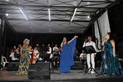 Bursa G&ouml;lyazı&rsquo;da Sezen Aksu gecesi