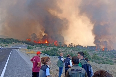 Bursa Harmancık&rsquo;taki Yangın 6 Farklı B&ouml;lgeye Yayıldı
