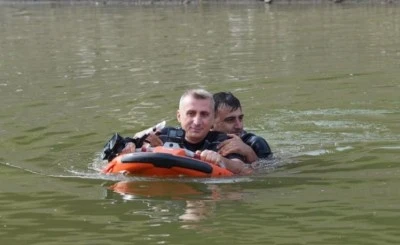 Bursa itfaiyesinden insansız cankurtaran aracı tatbikatı