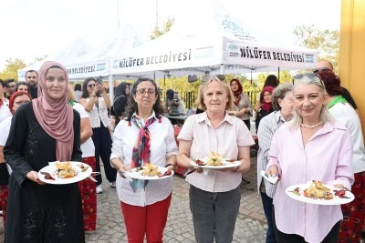 Bursa Misi Yerel Lezzetler Şenliği, damak tutkunlarını bir araya getirdi