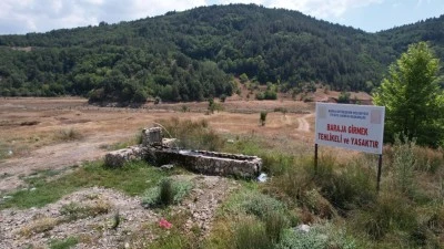 Bursa Nil&uuml;fer Barajı tamamen kurudu