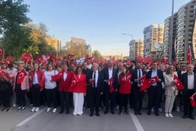 Bursa Nil&uuml;fer'de 19 Mayıs coşkuyla kutlandı!