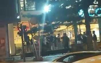 Bursa Nil&uuml;fer'de 2 grup arasında kavga 