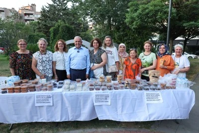 Bursa Nil&uuml;fer'de &Ccedil;YDD adına kermes 