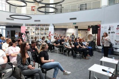 Bursa Nil&uuml;fer&rsquo;de &ldquo;Engelsiz Yaşam Sağlık ve Spor&rdquo; semineri