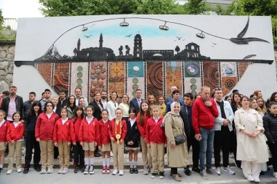 Bursa Nil&uuml;fer'de &ouml;zel bireylerden seramik duvar panosu