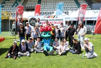 Bursa Nil&uuml;fer'de &ouml;zel &ccedil;ocukların spor coşkusu
