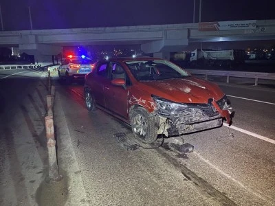 Bursa Nil&uuml;fer'de trafik kazası: 1 kişi ağır yaralı