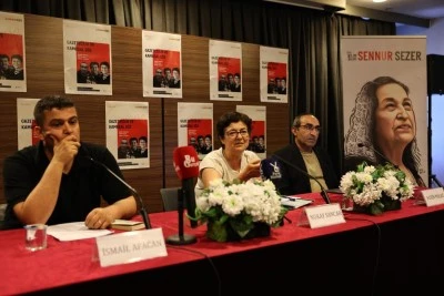 Bursa Nil&uuml;fer'de Yılın yazarı Sennur Sezer&rsquo;i &ccedil;alışma arkadaşları anlattı