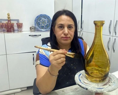 Bursa'nın cam s&uuml;sleme sanat&ccedil;ısı Sare Ateş'ten &ouml;zel &ccedil;alışmalar