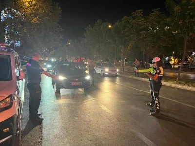 Bursa'nın &ccedil;ok sayıda b&ouml;lgesinde huzur operasyonu